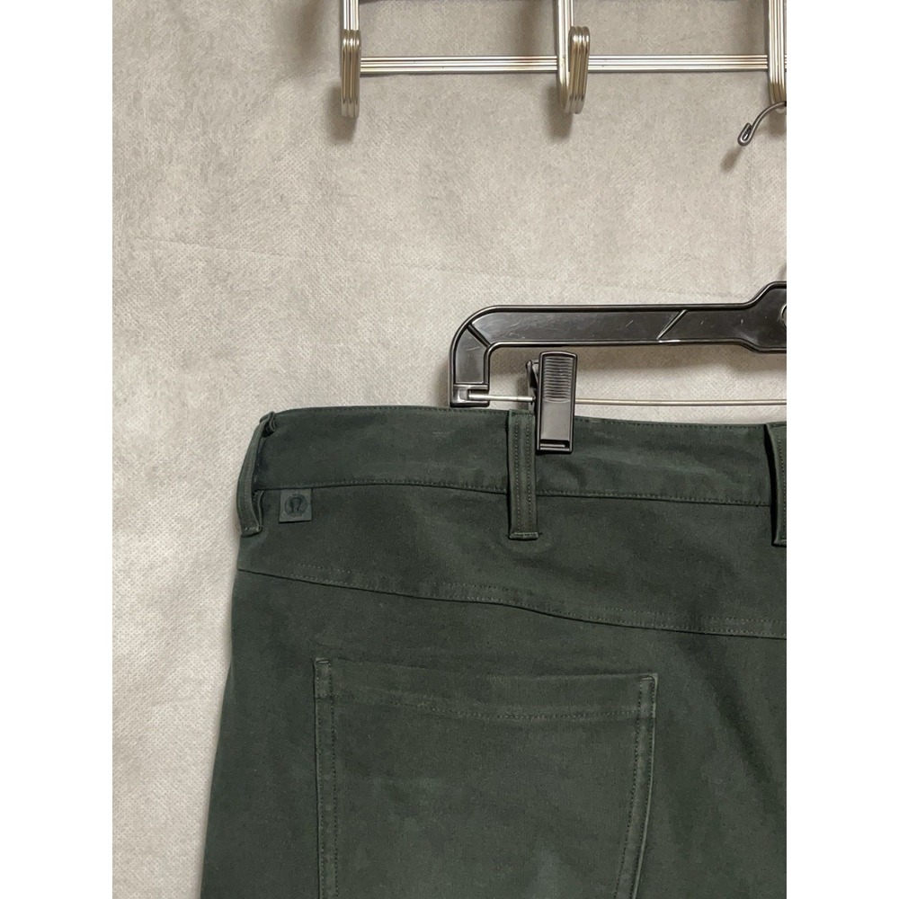 Lululemon Pants Men 42x33 Green ABC Classic Fit 5 Pocket Warpstreme Chino Casual - Picture 11 of 11